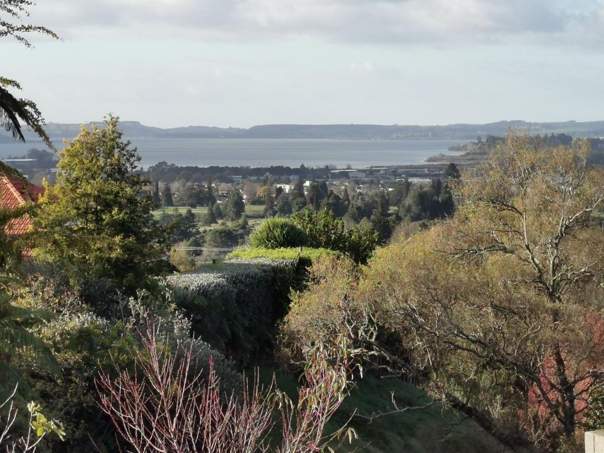 Geyser Lookout Bnb Rotorua Exterior photo