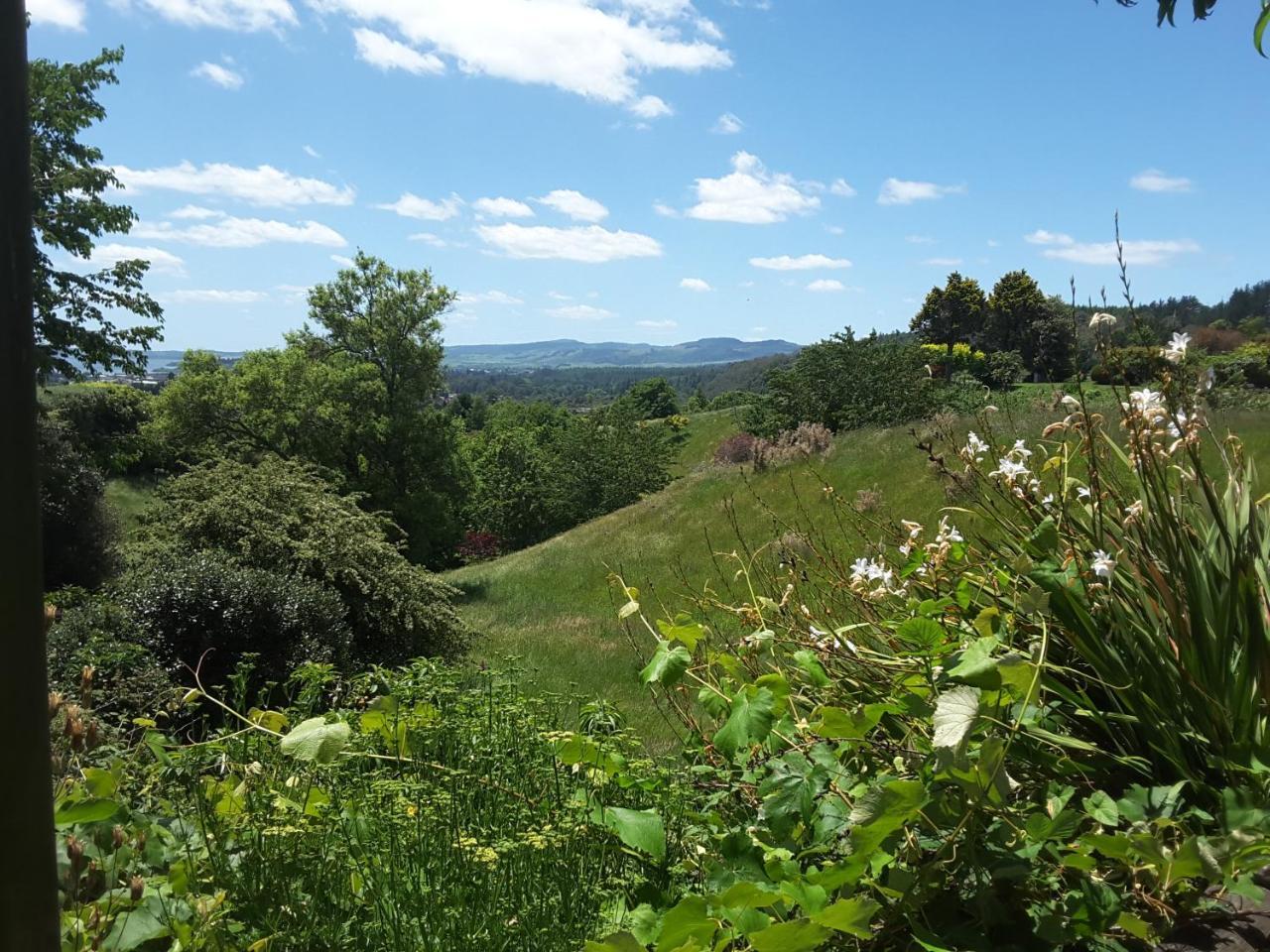 Geyser Lookout Bnb Rotorua Exterior photo